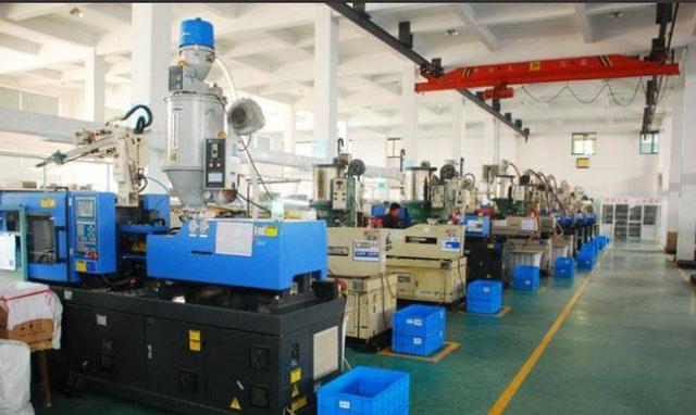 簡介PVC擠出機的料筒相關內容 